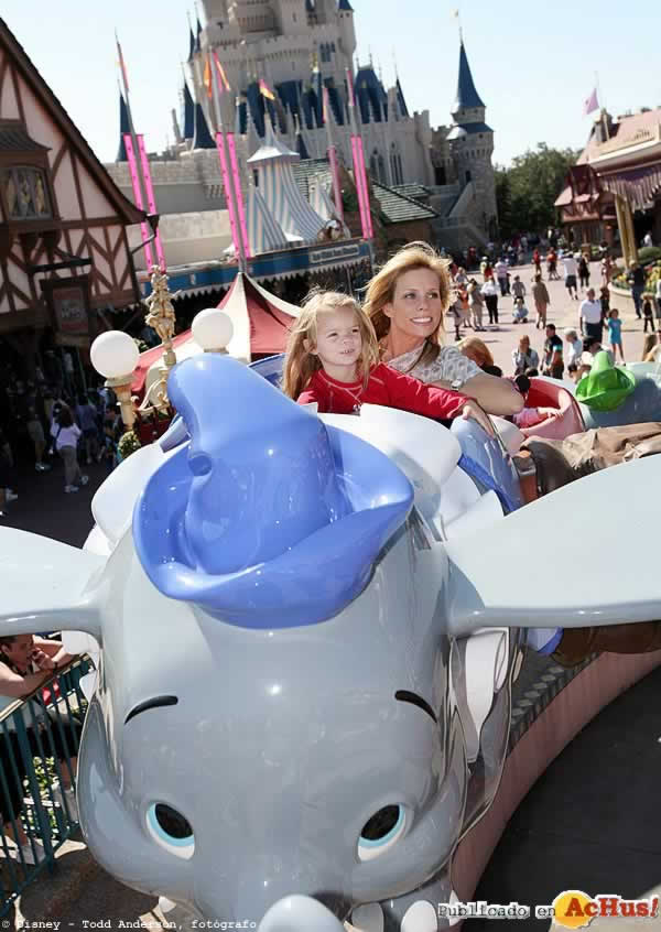 Imagen de Magic Kingdom (Orlando)  Cheryl Hines